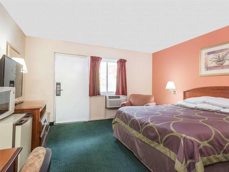 Days Inn By Wyndham Lenox Ma Ngoại thất bức ảnh