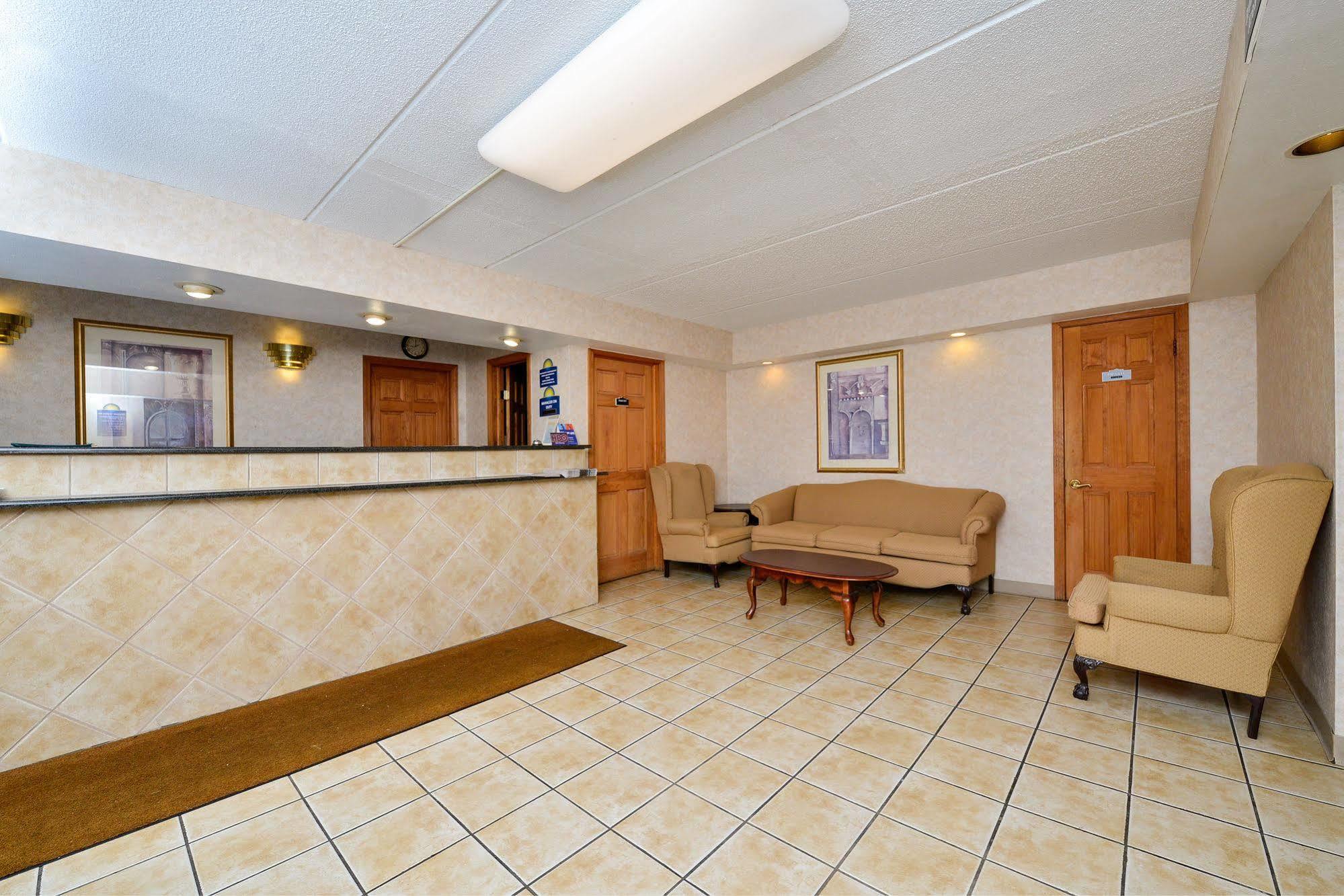 Days Inn By Wyndham Lenox Ma Ngoại thất bức ảnh